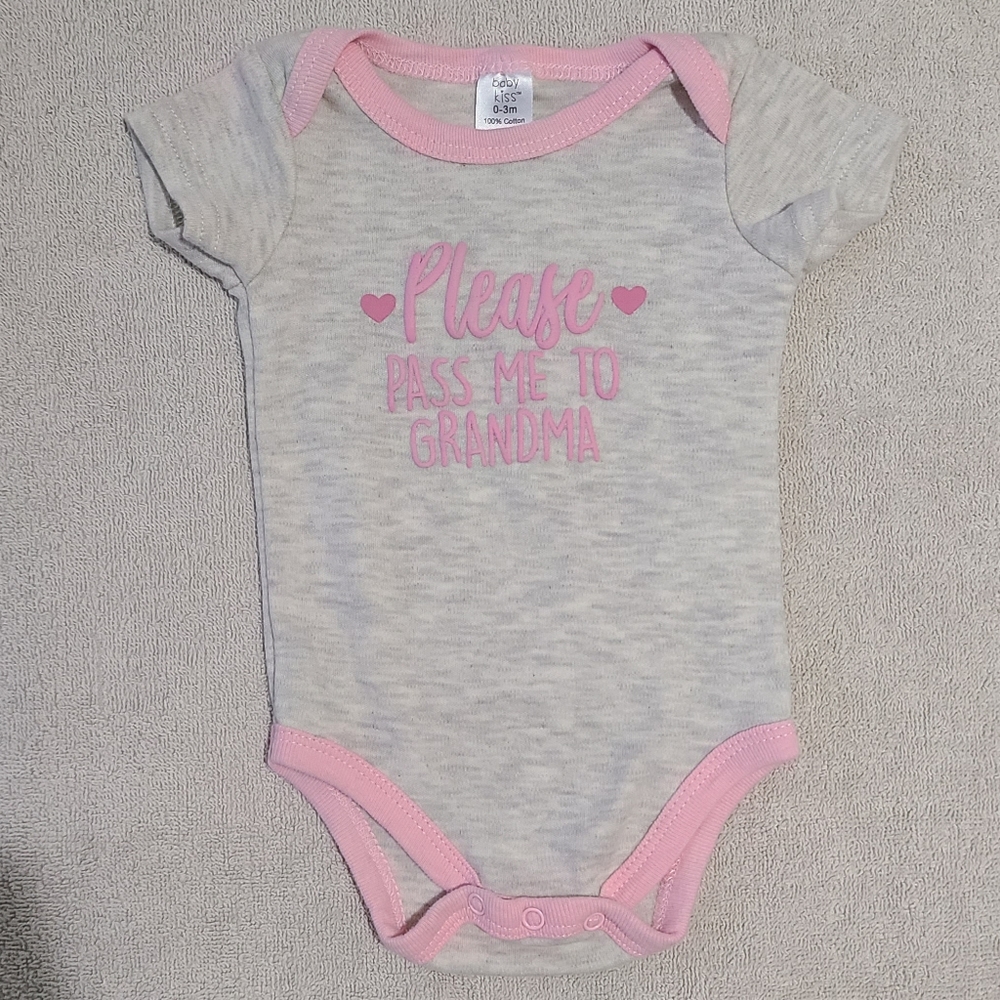 NWOT Pass Me To Grandma Onesie 0-3 month